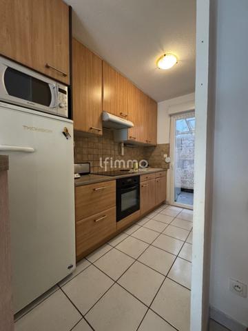 maison mitoyenne – 2 chambres – terrasse – piscine – fleury