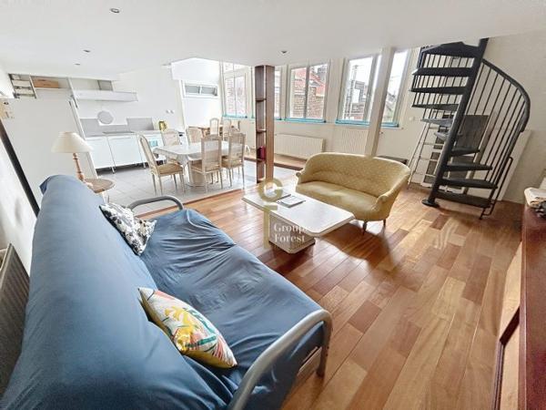 Maison mitoyenne 2 côtés Croix Secteur Croix-Hem-Roubaix 226 m²