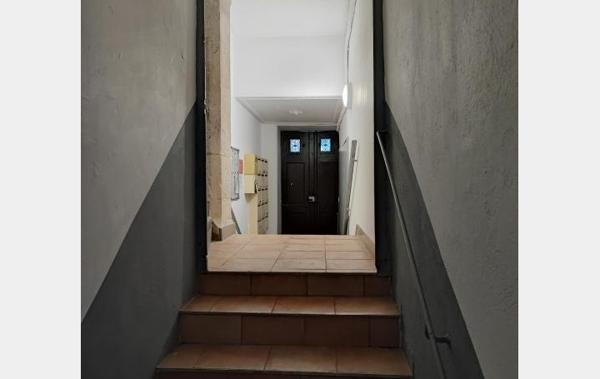 Vente Appartement P2 à rafraîchir Nimes   