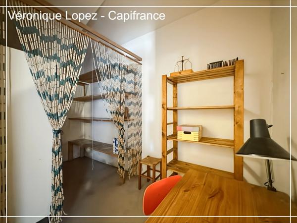 Exclusivité, Bon-Encontre, maison située sur les hauteurs, 112 m² habitables, 4 pièces. Grand jardin. Cellier, garage, atelier.