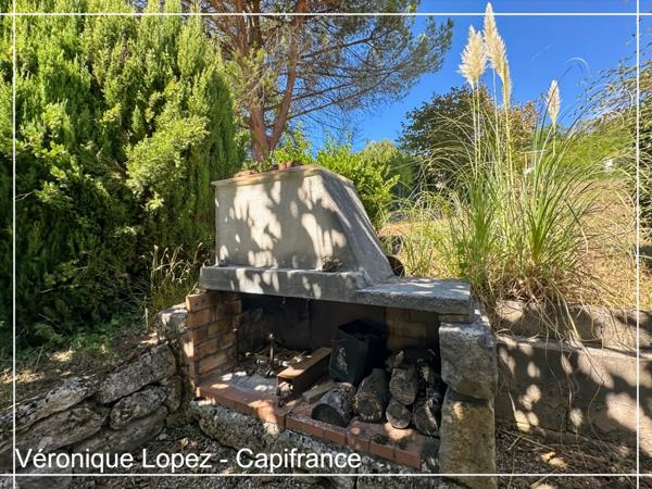 Exclusivité, Bon-Encontre, maison située sur les hauteurs, 112 m² habitables, 4 pièces. Grand jardin. Cellier, garage, atelier.