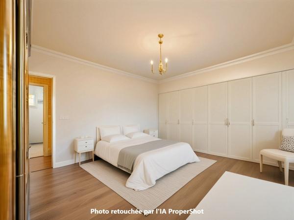 Exclusivité, Bon-Encontre, maison située sur les hauteurs, 112 m² habitables, 4 pièces. Grand jardin. Cellier, garage, atelier.