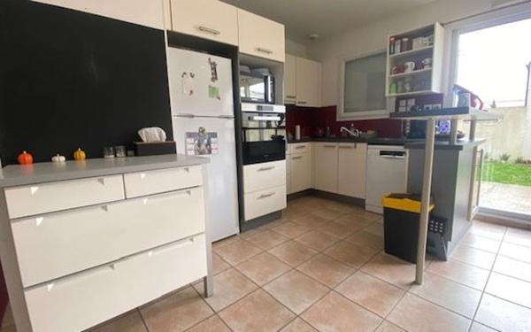 Maison à vendre    4 pièces • 74,53 m2 Rochefort