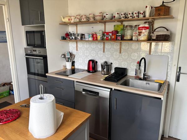 Maison, 2 chambres, garage, jardin 1439 m2
