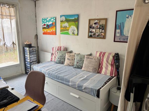 Maison, 2 chambres, garage, jardin 1439 m2