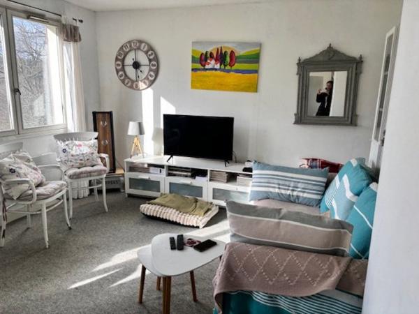 Maison, 2 chambres, garage, jardin 1439 m2