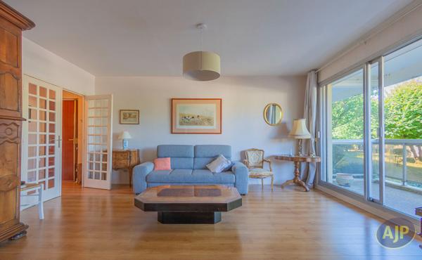 Vente appartement Le Bouscat : 326 000 € - AJP Immobilier Bordeaux Chartrons