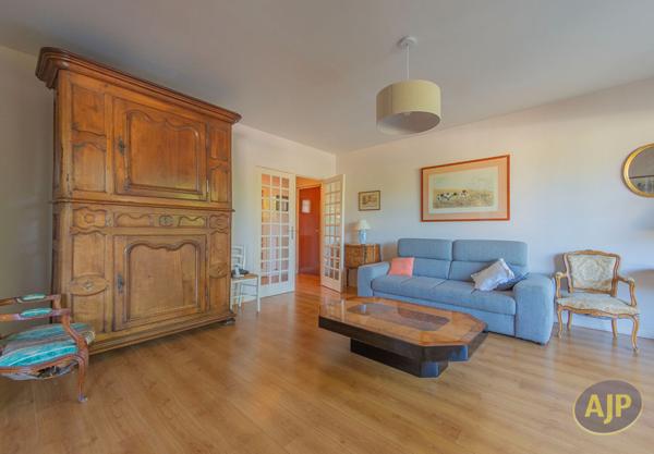 Vente appartement Le Bouscat : 326 000 € - AJP Immobilier Bordeaux Chartrons