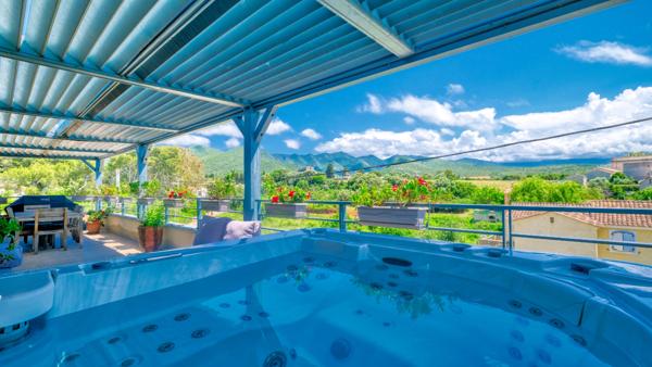 Vente Appartement Terrasse 5 pièces Saint Florent