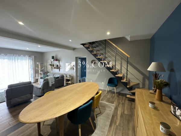 Maison 9 pièce(s) 5 chambre(s) 172 m²