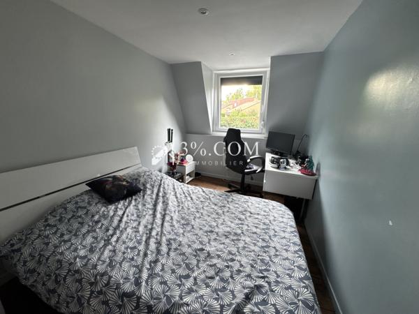 Maison 9 pièce(s) 5 chambre(s) 172 m²