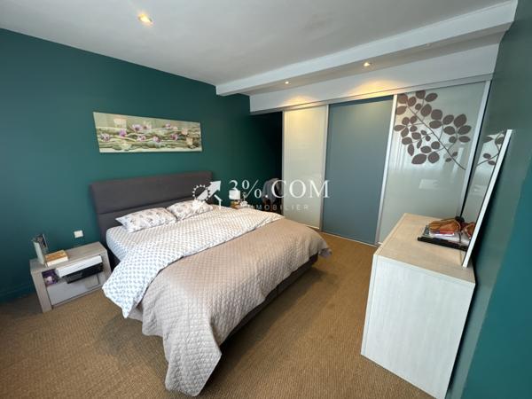 Maison 9 pièce(s) 5 chambre(s) 172 m²