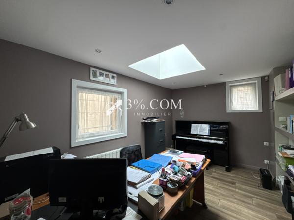 Maison 9 pièce(s) 5 chambre(s) 172 m²