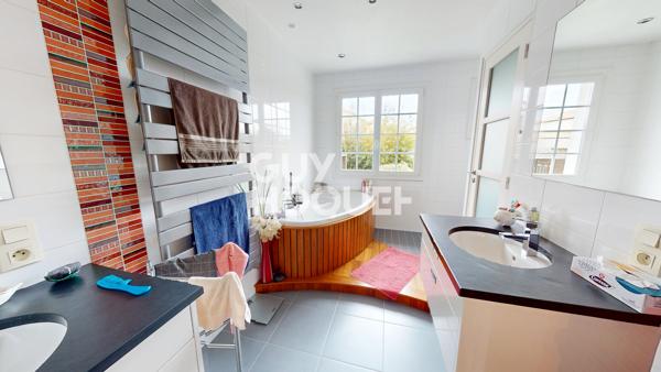 Maison à vendre de 6 pièces de 141.7 m²