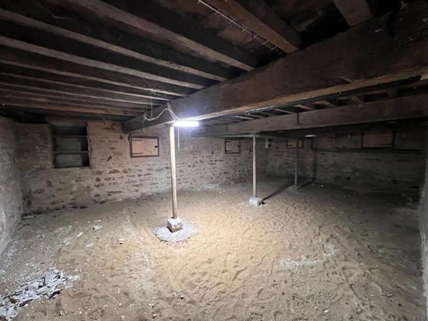 BEAUREGARD . Duplex 4 pièces 109m2 habitables + terrasse, cave et 2 places de stationnement