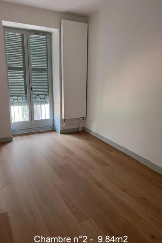 BEAUREGARD . Duplex 4 pièces 109m2 habitables + terrasse, cave et 2 places de stationnement