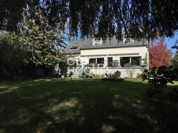 À vendre : Maison d'exception à Montfermeil - 200 m² avec jardin