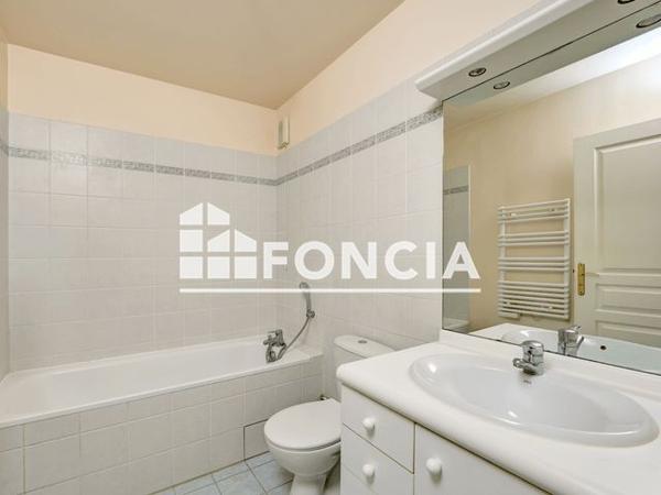 À vendre Studio 28 m² - Issy-les-moulineaux 92130