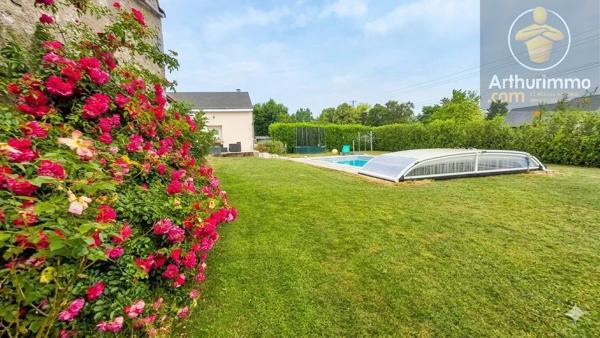 Vente                                                      Maison
                        
                     8 pièces                      207 m2                     à Messas
