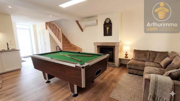 Vente                                                      Maison
                        
                     8 pièces                      207 m2                     à Messas