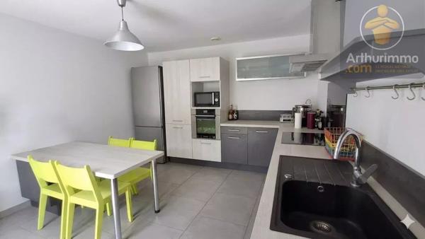Vente                                                      Maison
                        
                     8 pièces                      207 m2                     à Messas
