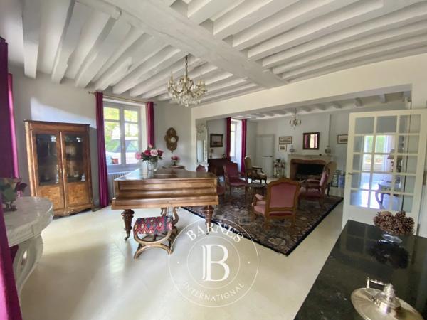 Blois, Propriété 9 Chambres -  630 m² à vendre
