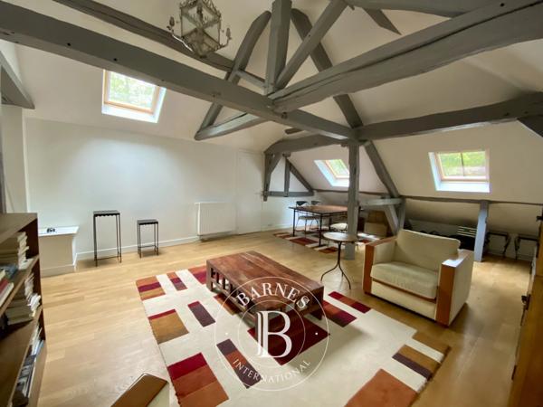 Blois, Propriété 9 Chambres -  630 m² à vendre