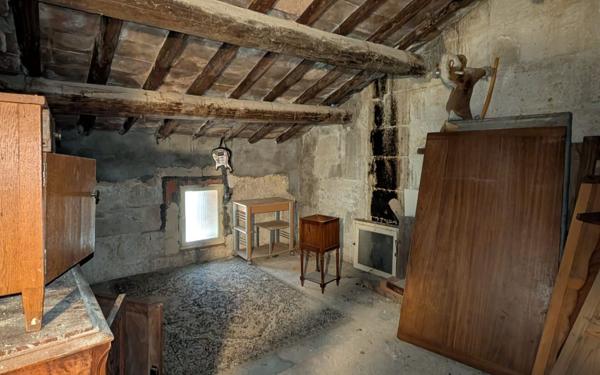 Maison à vendre    4 pièces •  Fournès