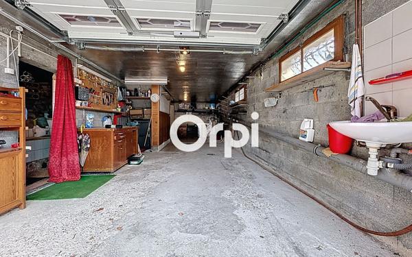 Maison à vendre    4 pièces •  Bonne