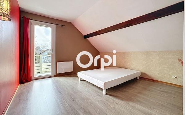 Maison à vendre    4 pièces •  Bonne