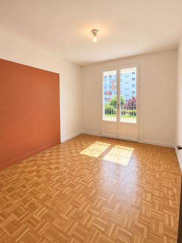 A LOUER - Appartement T4  non meublé Parc Balzac