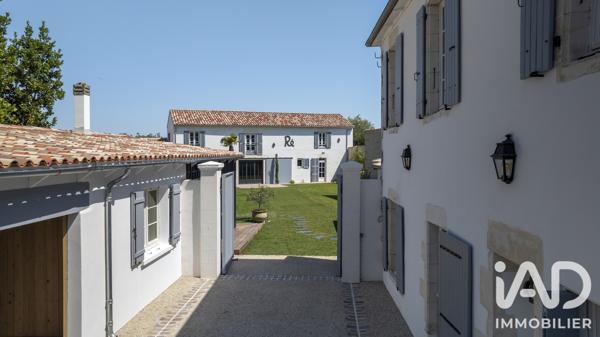 Maison à vendre 12 pièces 434 m² La Flotte
