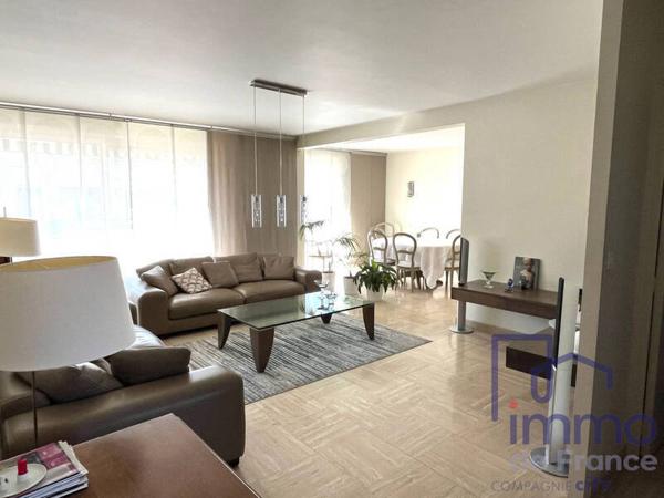 Appartement 5 pièces                                        - 42000 Saint-Étienne Réf : 2620-CIFVFOREZVELAY
