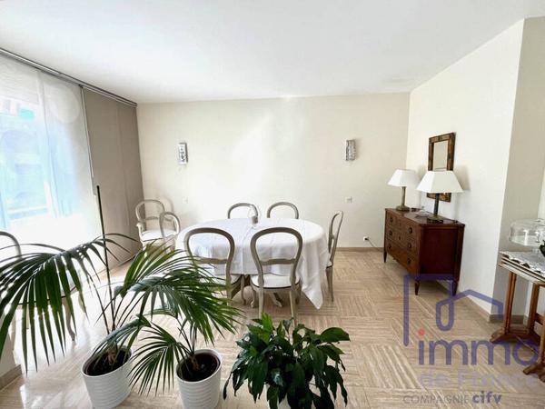 Appartement 5 pièces                                        - 42000 Saint-Étienne Réf : 2620-CIFVFOREZVELAY
