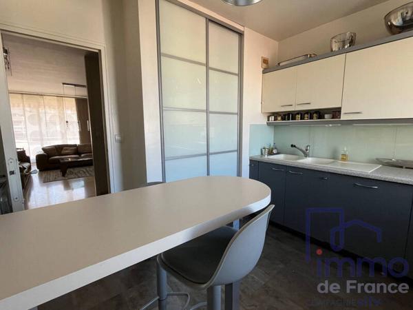 Appartement 5 pièces                                        - 42000 Saint-Étienne Réf : 2620-CIFVFOREZVELAY