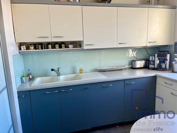 Appartement 5 pièces                                        - 42000 Saint-Étienne Réf : 2620-CIFVFOREZVELAY
