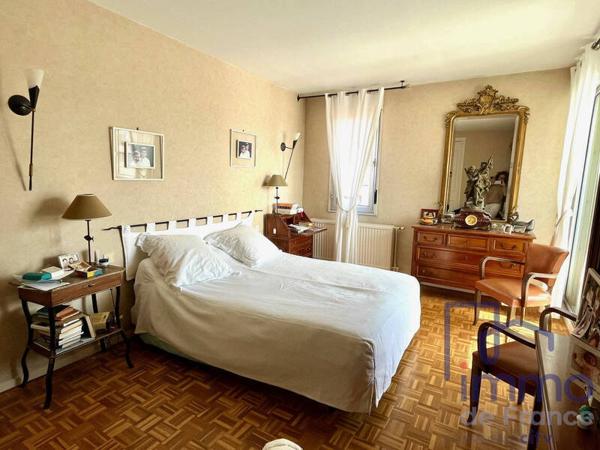 Appartement 5 pièces                                        - 42000 Saint-Étienne Réf : 2620-CIFVFOREZVELAY
