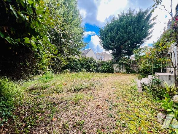 PREBENDES / RABELAIS
Proche toutes commodités, transports en commun et lieux d'études