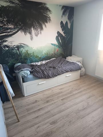 Idéalement située à Hurigny, cette maison individuelle de 2024 est idéale pour une famille