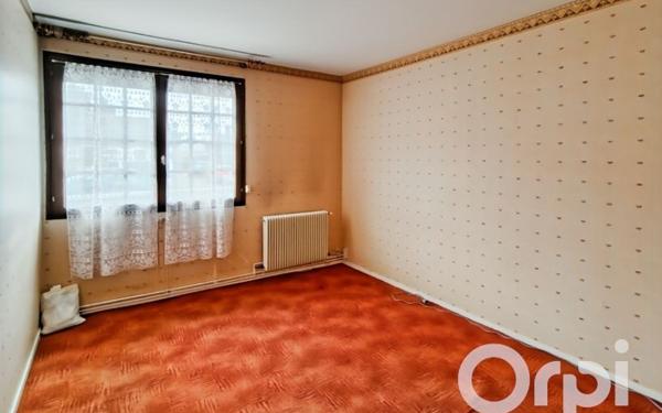 Maison à vendre    5 pièces • 92,41 m2 Gournay-en-Bray