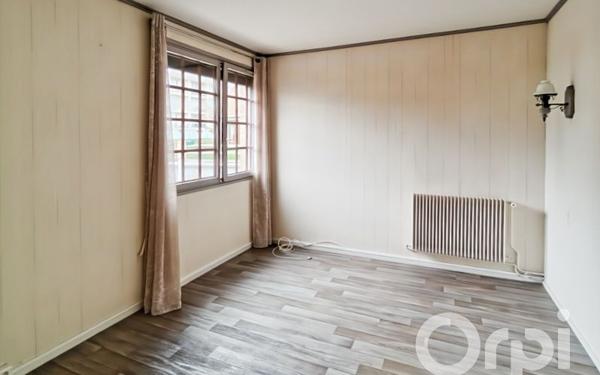 Maison à vendre    5 pièces • 92,41 m2 Gournay-en-Bray