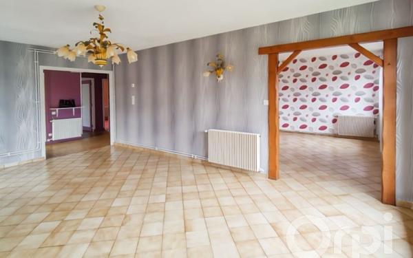 Maison à vendre    5 pièces • 92,41 m2 Gournay-en-Bray