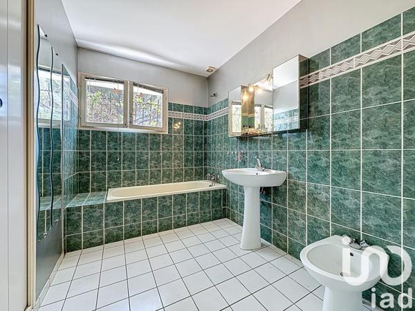 Maison à vendre 8 pièces 121 m² Bram