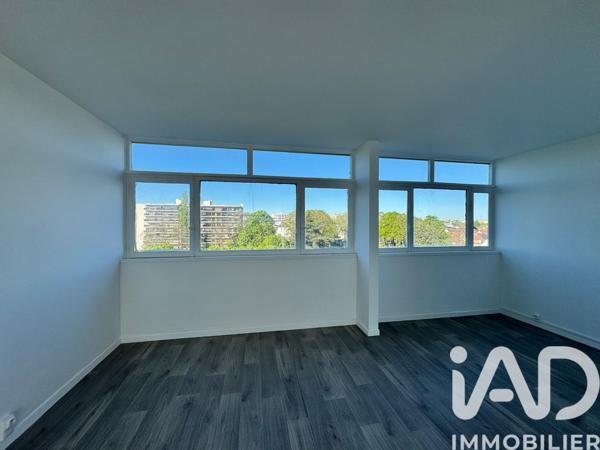 Appartement à vendre 4 pièces 69 m² Évry-Courcouronnes
