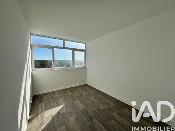 Appartement à vendre 4 pièces 69 m² Évry-Courcouronnes
