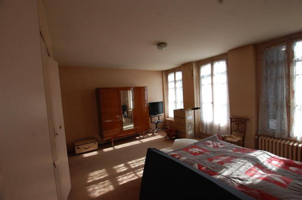 Maison de Charme en Pierre dans le BLAYAIS