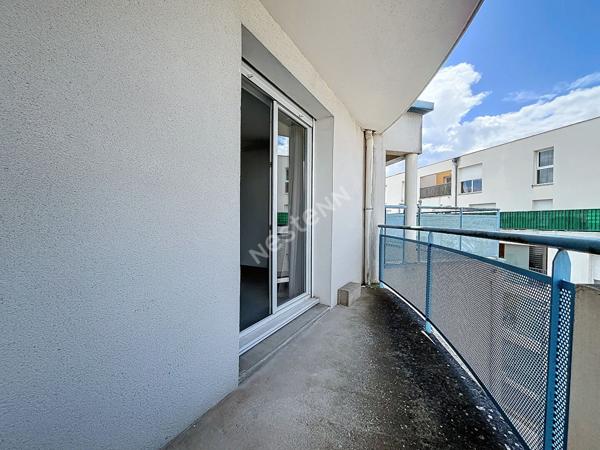 APPARTEMENT MEUBLE - JOUE LES TOURS - PARKING