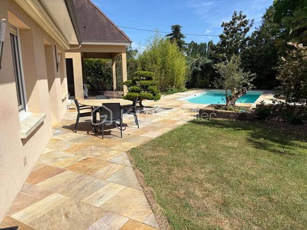 Maison d architecte de 251 m²