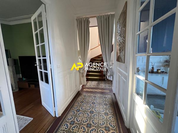 Maison de Prestige à Vendre à Argenteuil - 5 Chambres, 160 m² €599 000 ** - Référence 4526