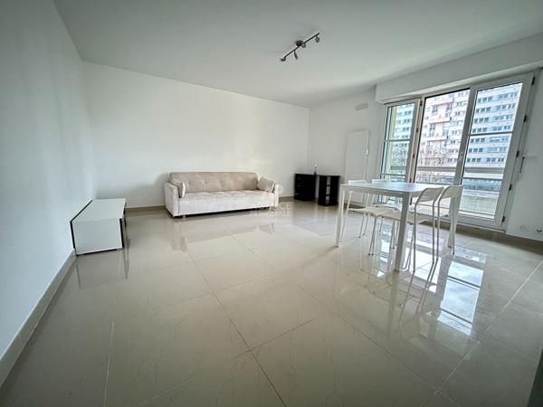 Appartement Poissy 2 pièce(s) meublés 49.78 m2 €275 000 ** - Référence 9074